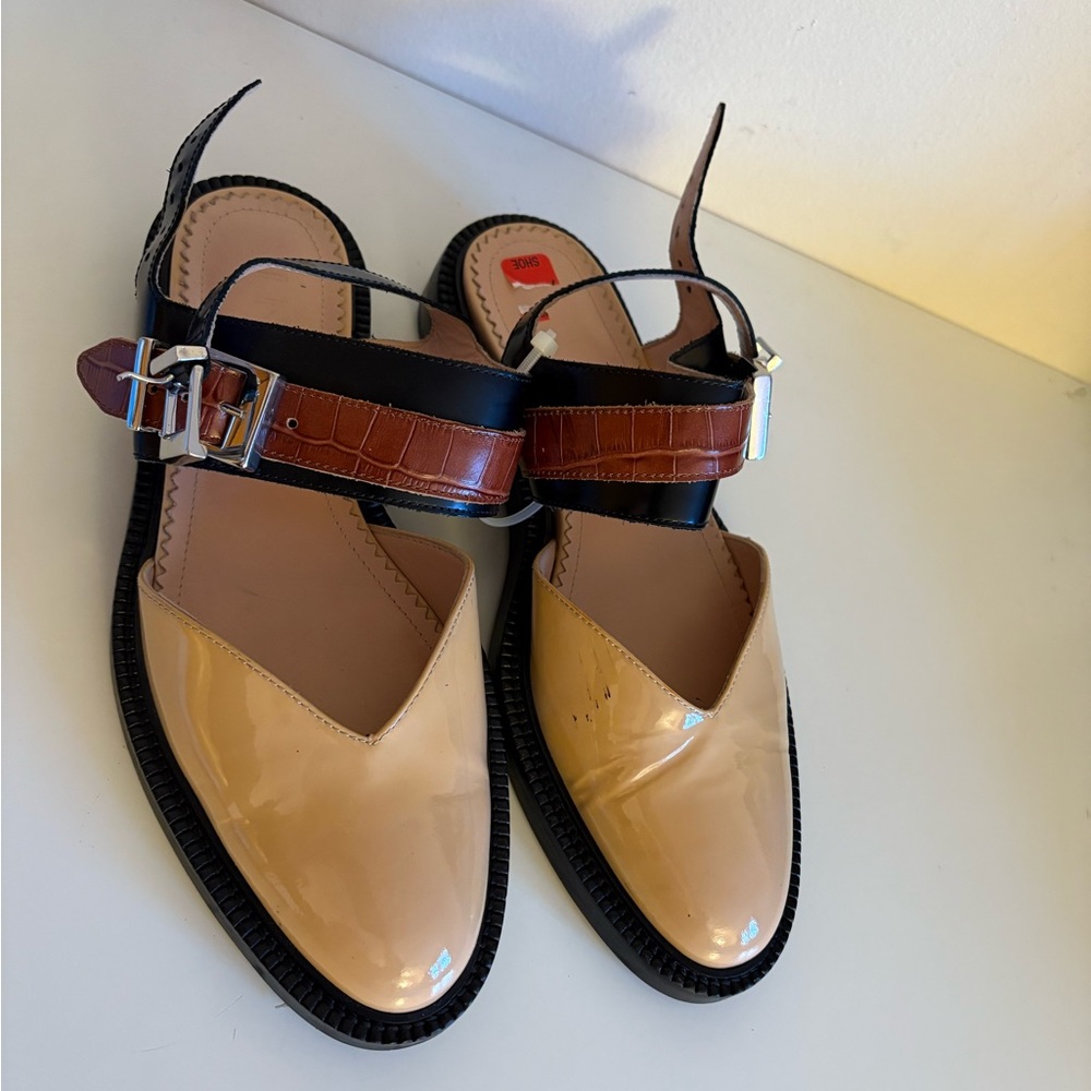 Inch2 Slingback Sandals Beige Brown Patent Leather Tan  Flats 7.5 - Picture 10 of 13
